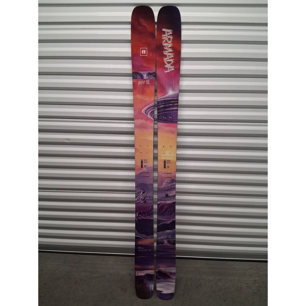Armada ARV 112 JJ Skis 175cm Freestyle Powder Twin Tip Alien UFO Graphic
